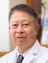 会長 味木徹夫